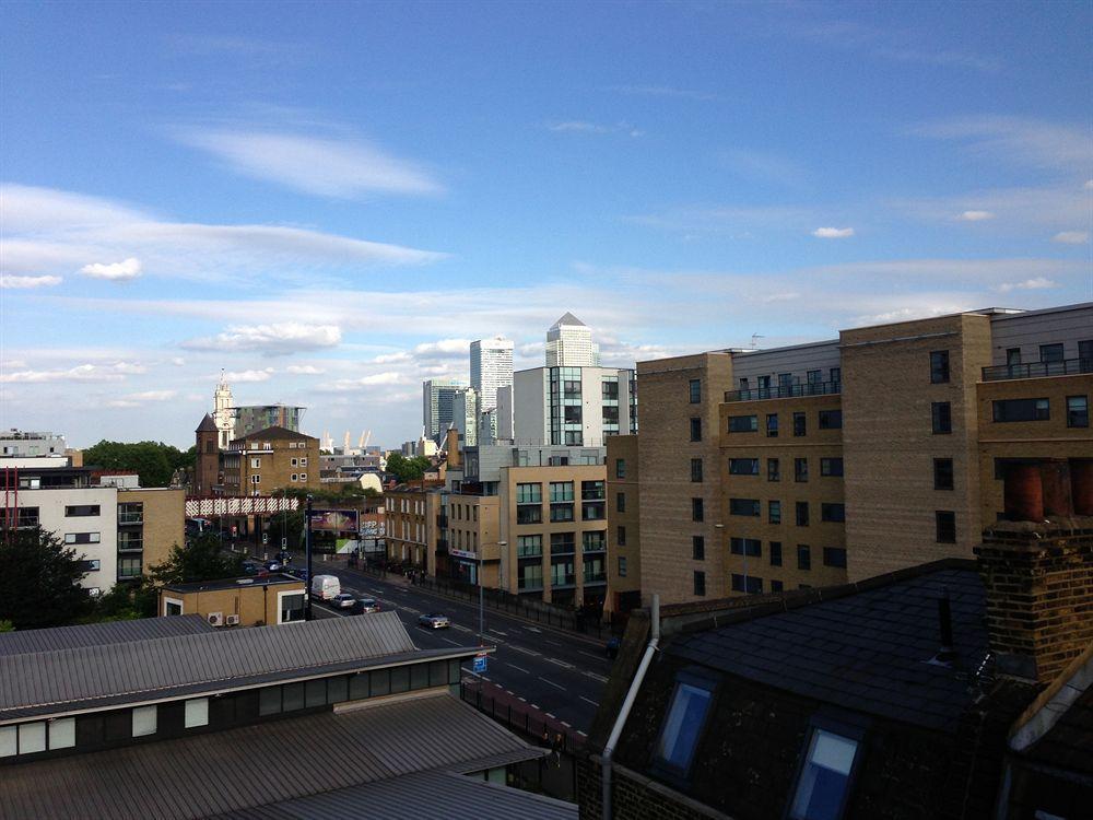 Max Serviced Apartments Commercial Road Londres Exterior foto