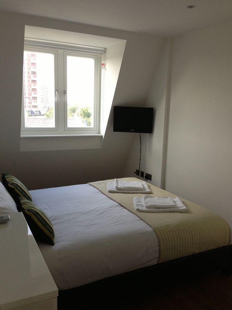 Max Serviced Apartments Commercial Road Londres Exterior foto